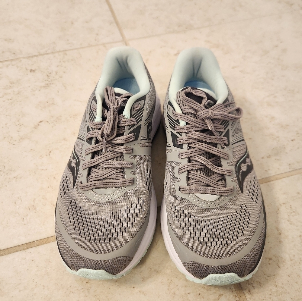 Saucony Womens Omni 19 S10570-30 Gray Running Shoes Lace Up Low Top Size 7